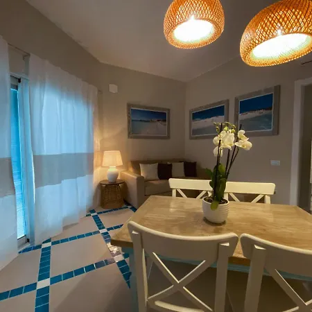 Apart-hotel Aquamarina Pintadera Rossa & 4*
